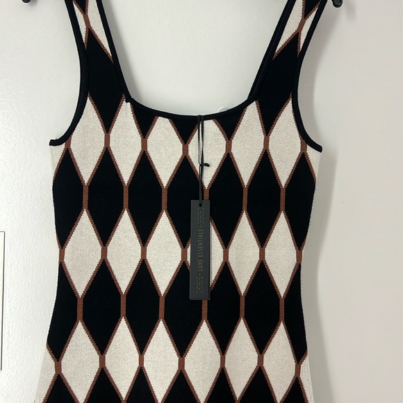 NWT HOUSE OF HARLOW 1960 knit midi dress. Diamond pattern. Very Pretty . Sz S. - Picture 4 of 11